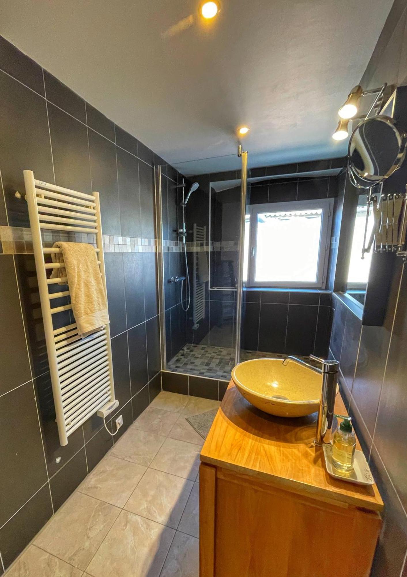 Apartmán Le Petit Delphia Apt Exteriér fotografie