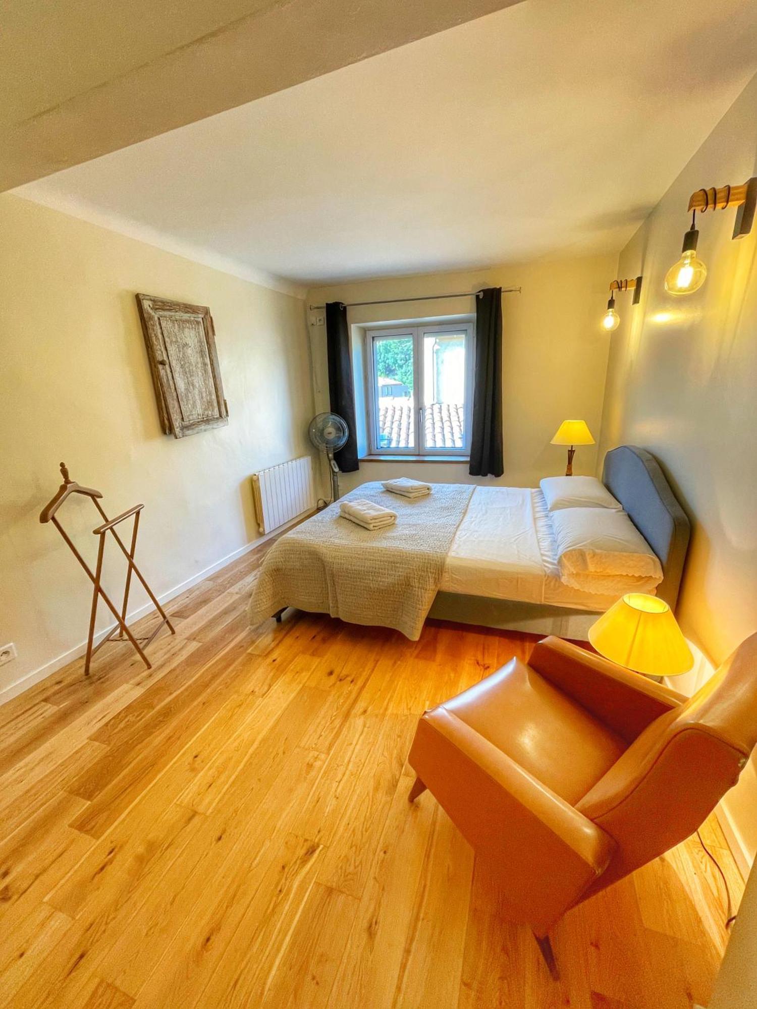 Apartmán Le Petit Delphia Apt Exteriér fotografie