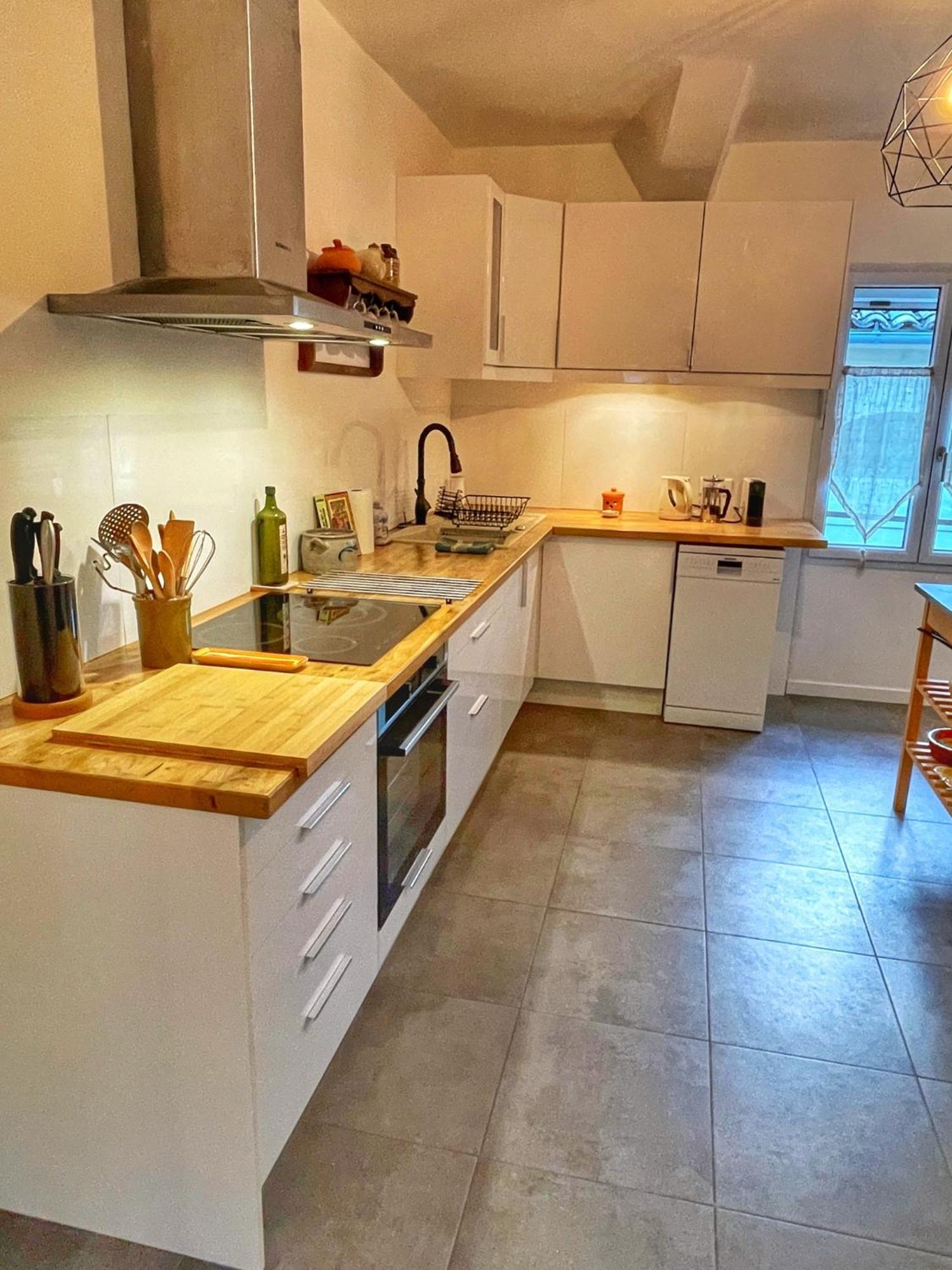Apartmán Le Petit Delphia Apt Exteriér fotografie